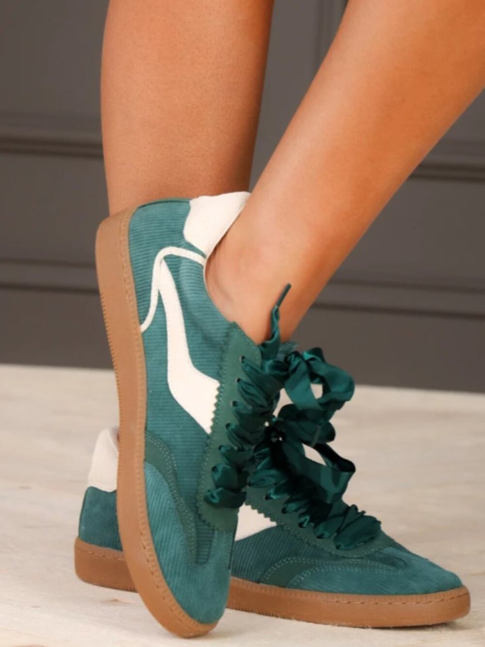 NEW DOLCE VITA Leather Notice  SUEDE Sneakers for women 0126 3t2 - Picture 7 of 8